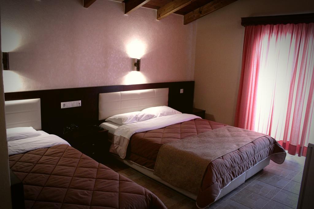 Filippion Hotel Keramoti  Rum bild